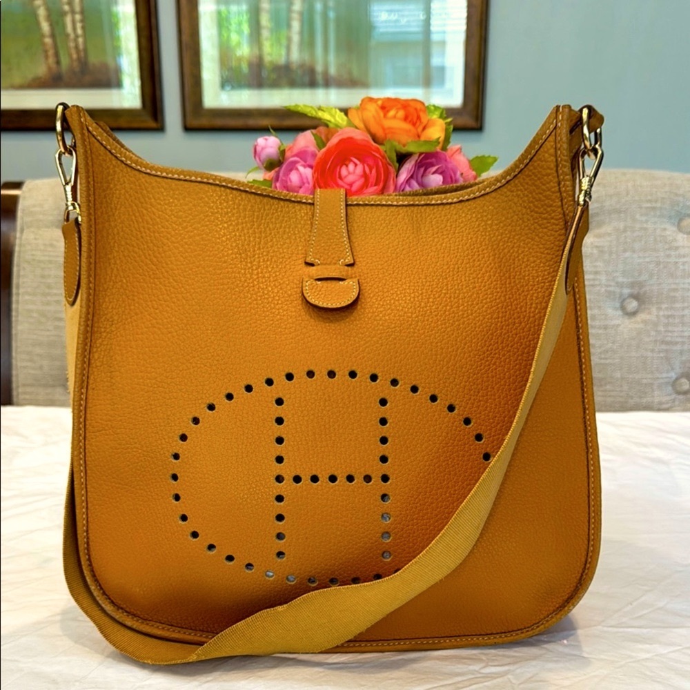 Authentic Hermes Evelyne crossbody bag - Picture 1 of 11